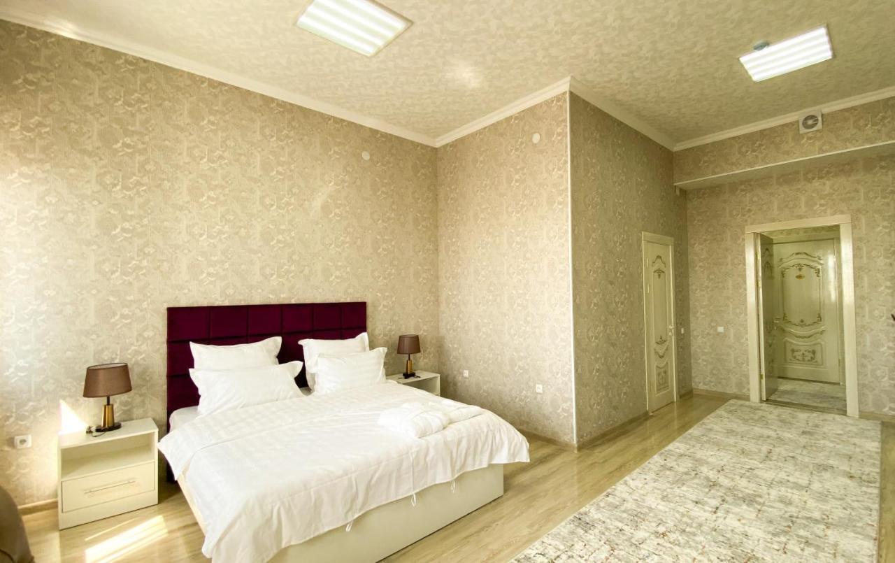 Golden Ray Hotel Turkistan Luaran gambar